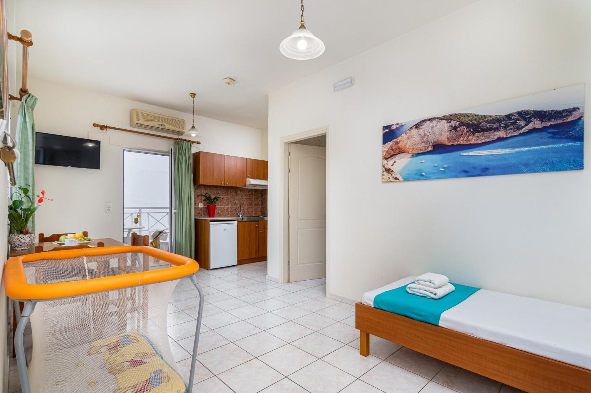 Mylos Apartments Anissaras Hersonissos  Dış mekan fotoğraf